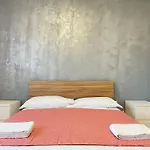 Venetian Breeze Гостевой дом Местре
